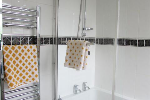 3 Colyton Walk, Manchester, M22 5AR