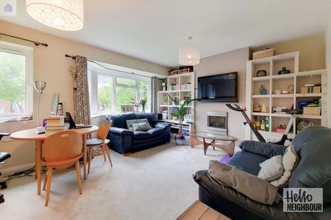 2 bedroom maisonette to rent, Cavendish Avenue, London, W13