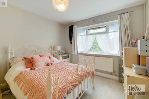 2 bedroom maisonette to rent, Cavendish Avenue, London, W13