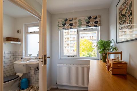 55a Brouncker Road, London, W3 8AF