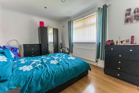 72 Brickgarth, Easington Lane, Houghton Le Spring, DH5 0LB
