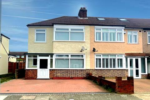 8 Saffron Road, Romford, RM5 3ES