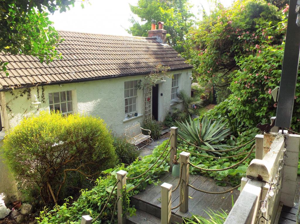 Rock Cottage, Dickslade, Mumbles, 3 bed detached house for sale £449,950