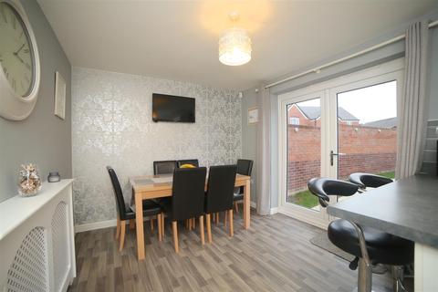 4 bedroom detached house to rent - Broadhead Drive, Shrewsbury, Shropshire, SY1