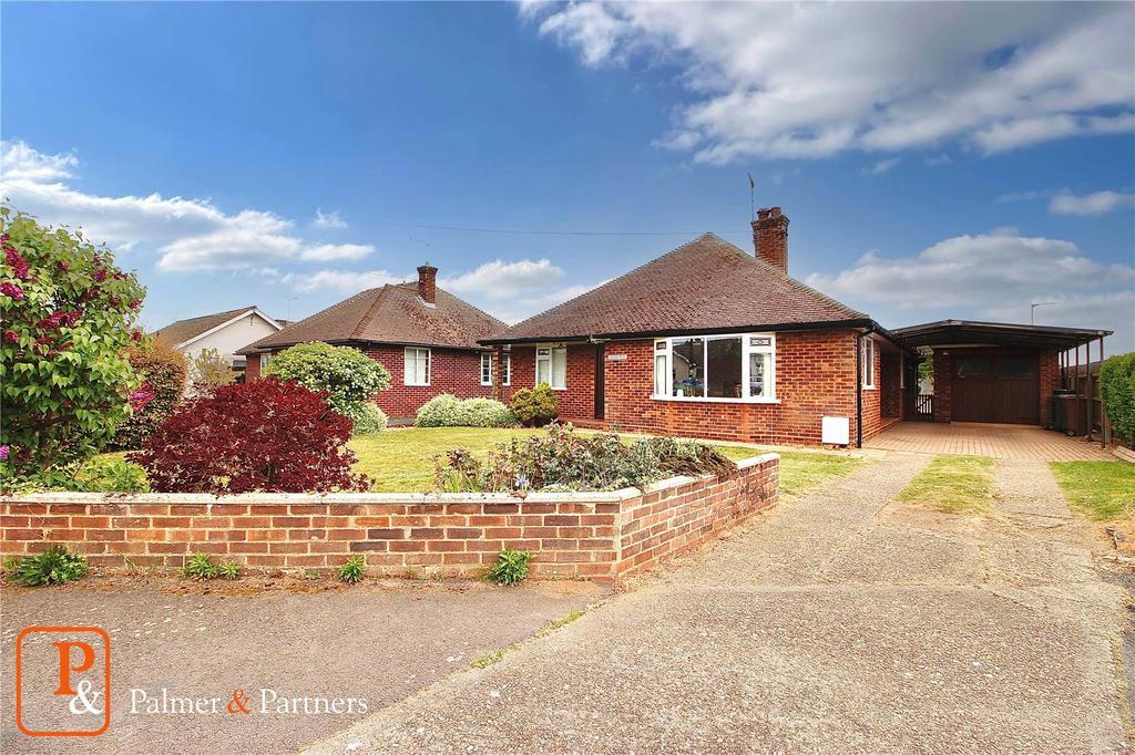 Edmonton Road, Kesgrave, Ipswich... 3 bed bungalow £475,000