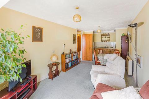 1 bedroom apartment for sale - Flat 31 Hertford Mews, Billy Lows Lane, Potters Bar, EN6