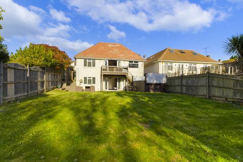 5 bedroom detached house to rent - Downs Valley Road, Woodingdean