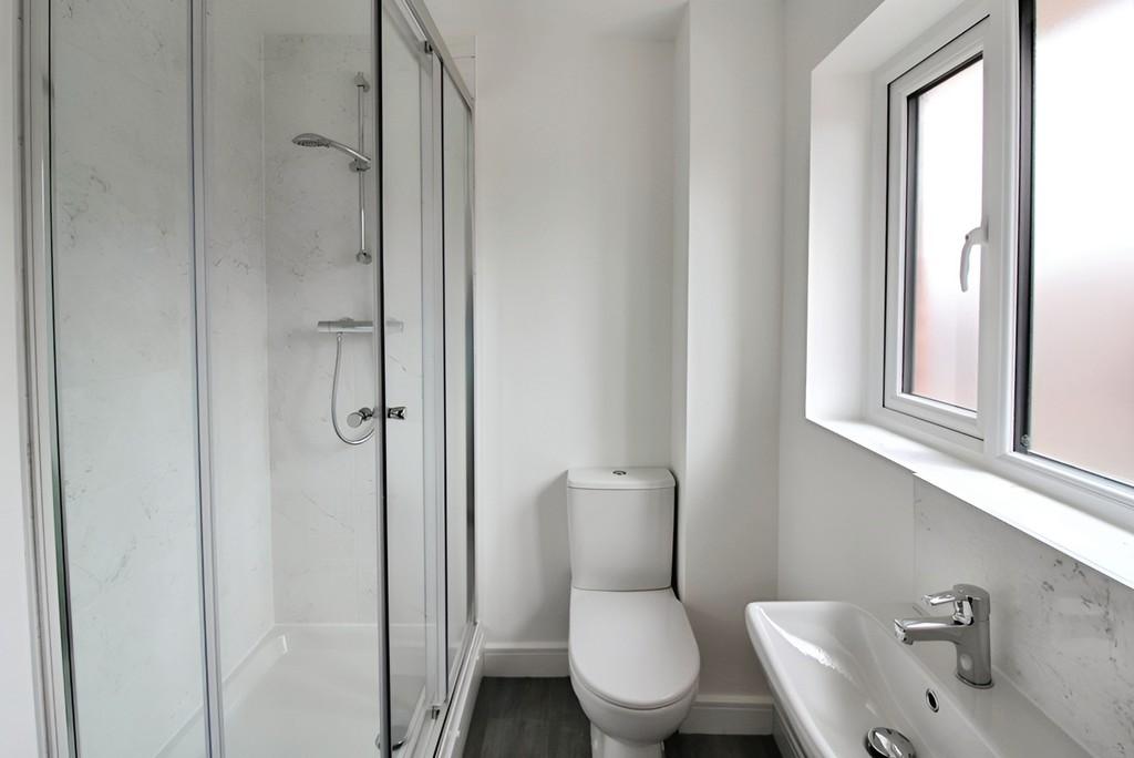 929f268a-Ensuite