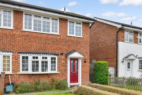 14 Freshfields, Croydon, CR0 7QS
