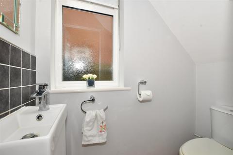 14 Freshfields, Croydon, CR0 7QS