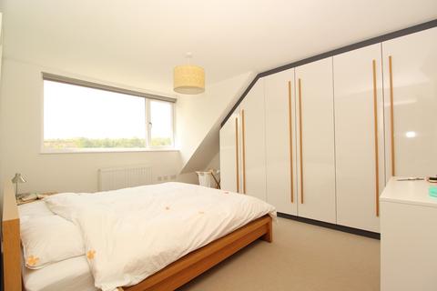71 Clevedon Road, Failand, Bristol, BS8 3UL