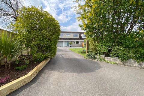 71 Clevedon Road, Failand, Bristol, BS8 3UL