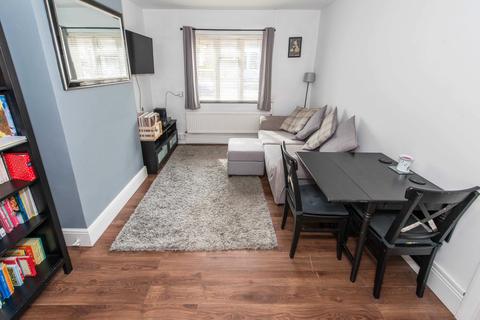 Flat 1, Lansdowne House Tharp Road, Wallington, SM6 8LF