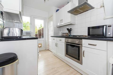 Flat 1, Lansdowne House Tharp Road, Wallington, SM6 8LF