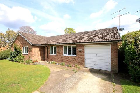 19 Cedar Drive, Fleet, GU51 3HD