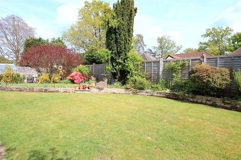 19 Cedar Drive, Fleet, GU51 3HD