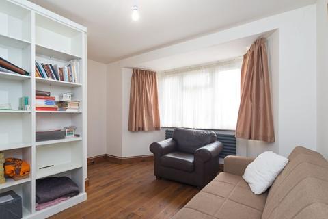 2 bedroom flat for sale - 76 Cotswold Gardens, NW2