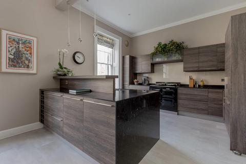 24 Blacket Place, Edinburgh, EH9 1RL