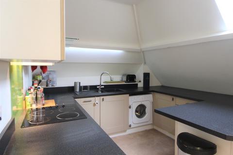 2 bedroom apartment to rent, Nettleham Road, Lincoln