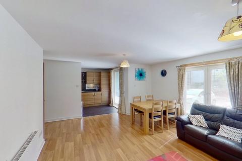 2 bedroom flat to rent, East Pilton Farm Place, Edinburgh, EH5