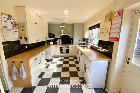 16 Cil Y Bont, Prestatyn, LL19 9LQ