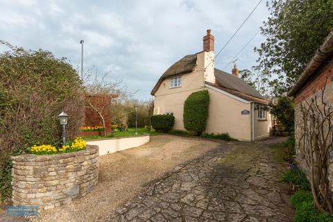 undefined, Thornfalcon, Taunton