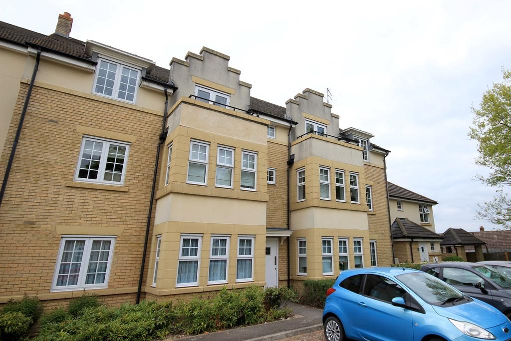 The Hawthorns, Flitwick, MK45 2 bed apartment for sale £235,000