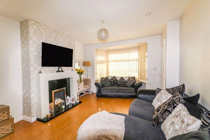 Roslyn Road, Hull 2 bed terraced house £125,000