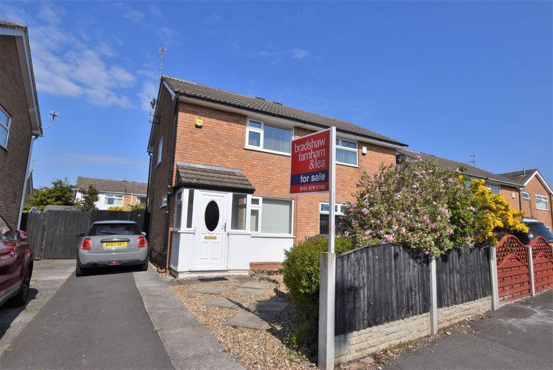 Millhouse Lane, Moreton 2 bed semidetached house £160,000