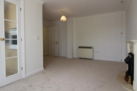 2 bedroom retirement property for sale, Paynes Park, Hitchin, SG5