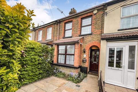 45 North Road, South Ockendon, RM15 6PT