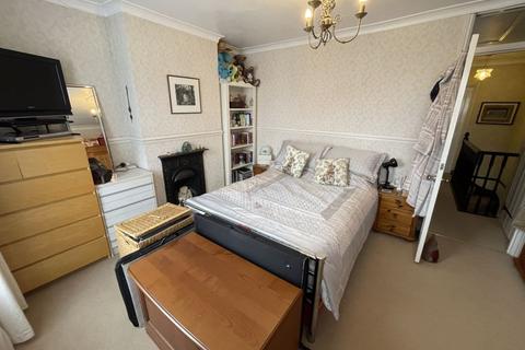 45 North Road, South Ockendon, RM15 6PT