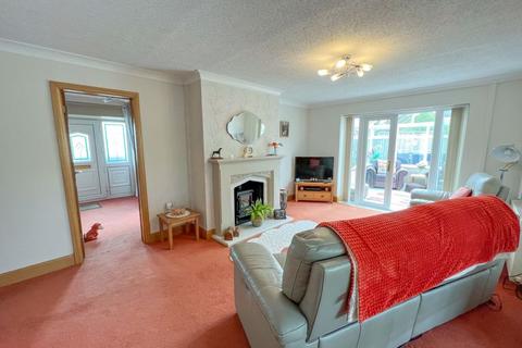 11 Beechwood Drive, Eaton, Congleton, CW12 2NQ
