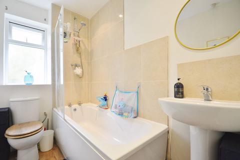 19 Hamilton Road, Thame, OX9 3XZ