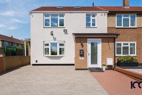4 bedroom semi-detached house for sale, Crabtree Avenue, Romford, RM6