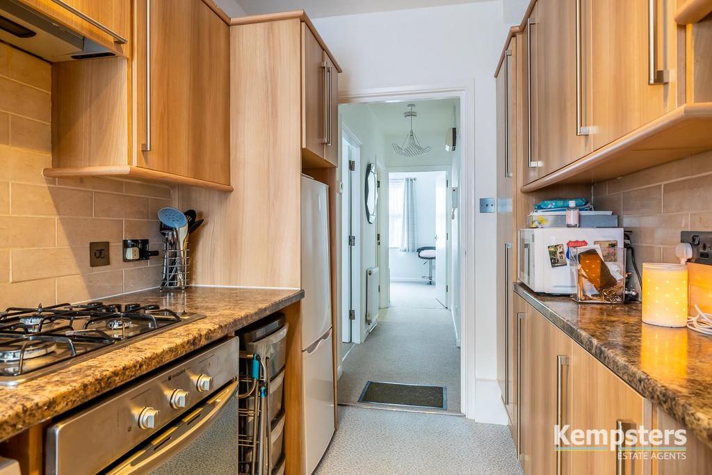 Kitchen 4.jpg