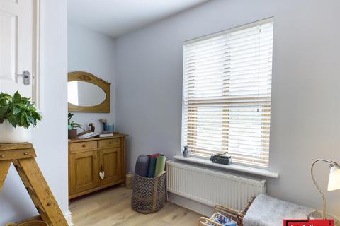 43 New Lane, Burscough, Ormskirk, L40 0RX