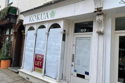 Retail property (high street) to rent - Market Place, Warwick