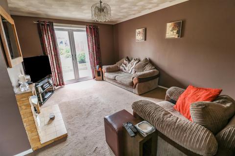 37 Ryecroft, Harlow, CM19 4BG