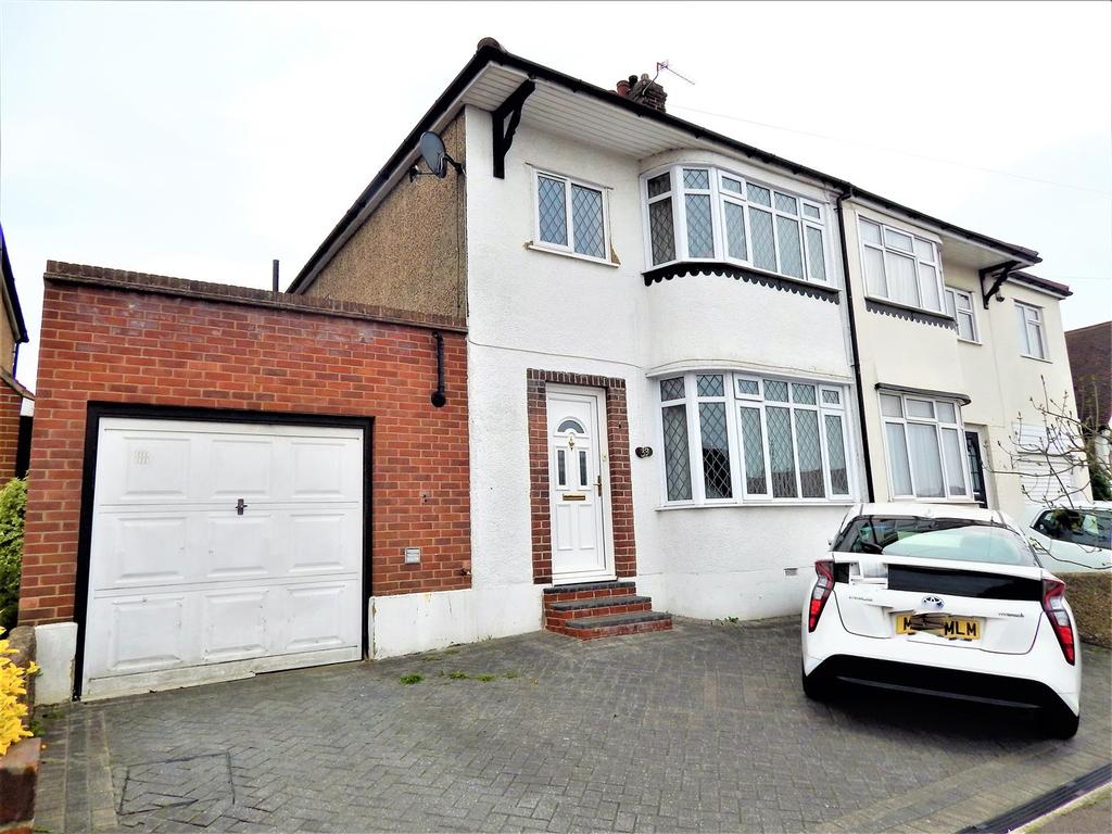 Gerrard Avenue, Rochester 3 bed semidetached house £475,000