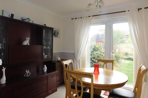 3 bedroom semi-detached house for sale - Kent Grove, Manchester