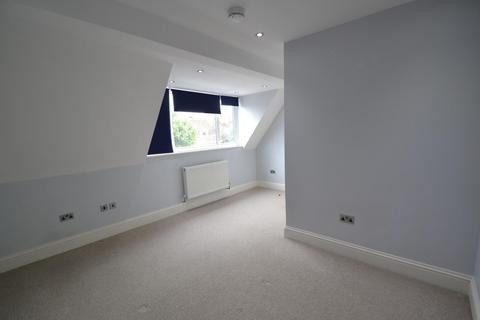 1 bedroom flat to rent, High Street, Hoddesdon, Hertfordshire