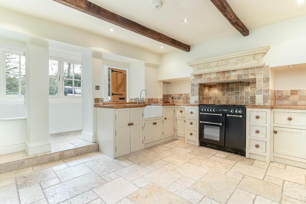 Kitchen - A.jpg