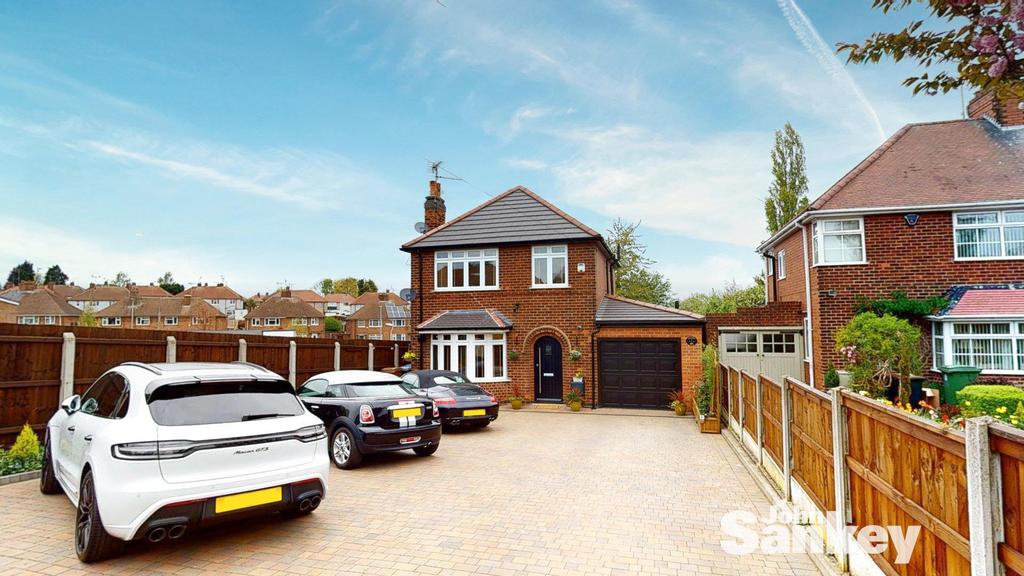 Bancroft Lane, Mansfield 3 bed detached house £300,000