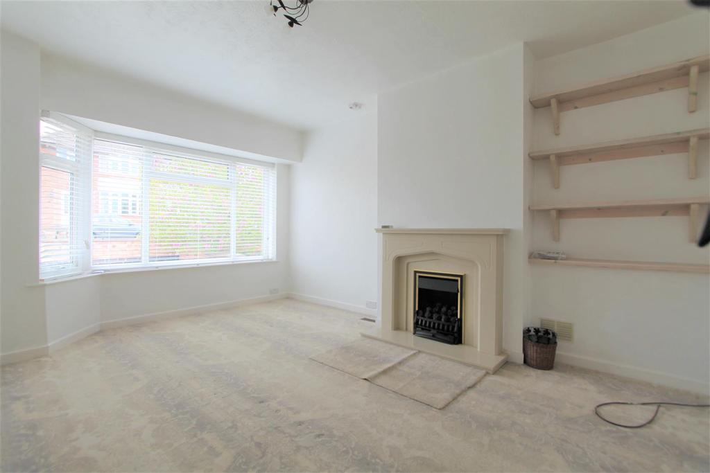 Seagrave Drive, Oadby, Leicester LE2 2 bed semidetached bungalow £