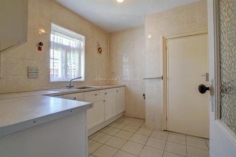 96 Colcot Road, Barry, CF62 8HP