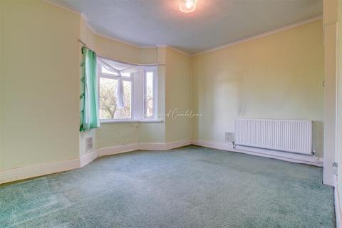 96 Colcot Road, Barry, CF62 8HP