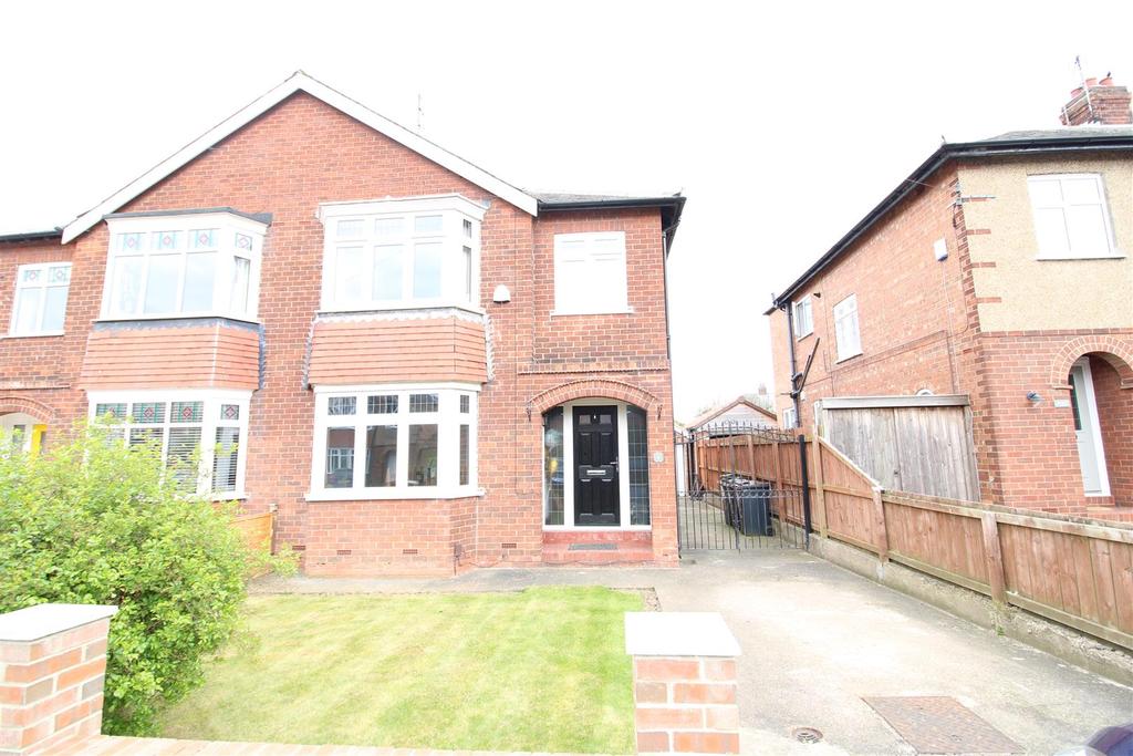 Swaledale Avenue, Darlington 3 bed semidetached house £255,000