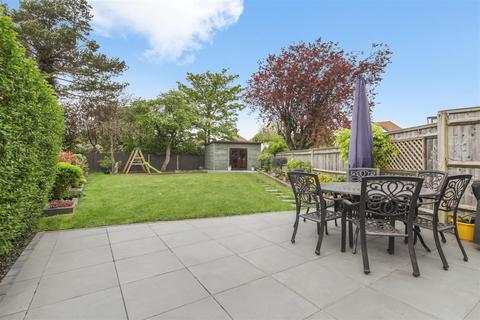 7 East Court, Wembley, HA0 3QJ