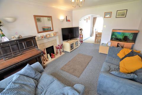 4 bedroom detached house for sale - Shearwater Drive, Bicester